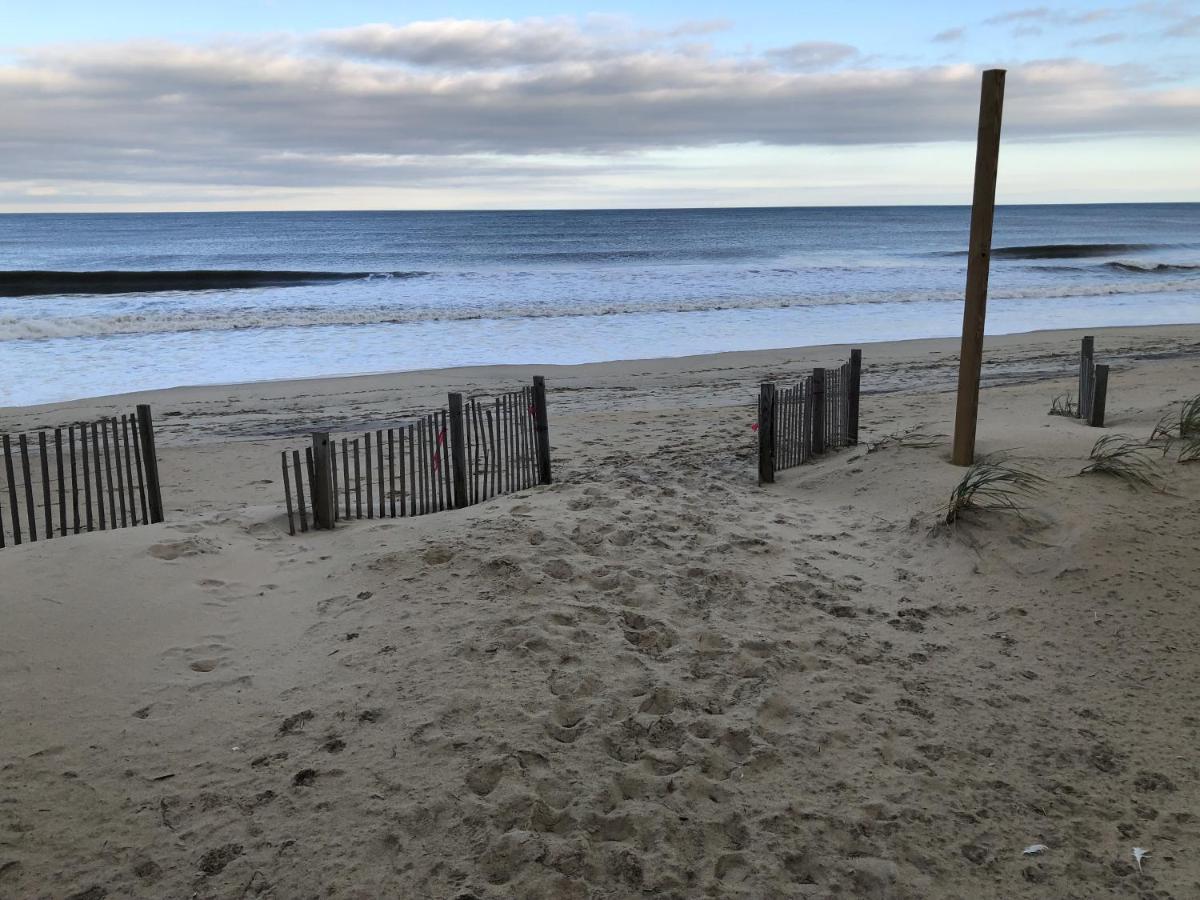 The Pirates' Retreat Cottage Kitty Hawk Exterior photo